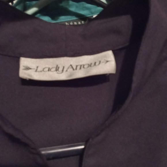 Lady Arrow Black Button Blouse - Picture 4 of 5